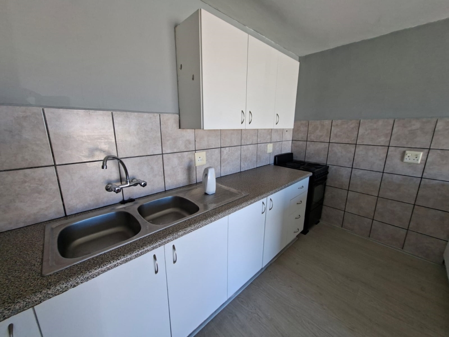 2 Bedroom Property for Sale in Hartenbos Central Western Cape